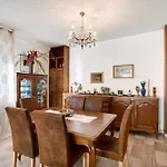 Vanna House Апартаменты