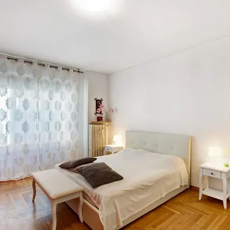 Vanna House Saint-Vincent