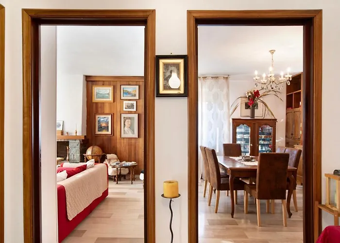 Vanna House דירה